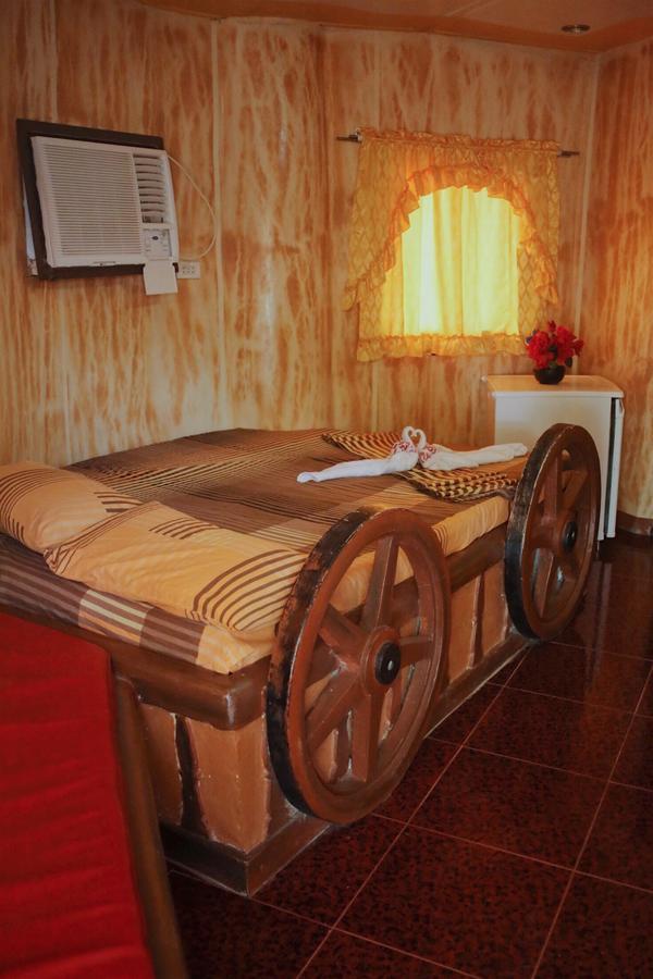 Nipa Hut Resort San Leonardo Екстер'єр фото